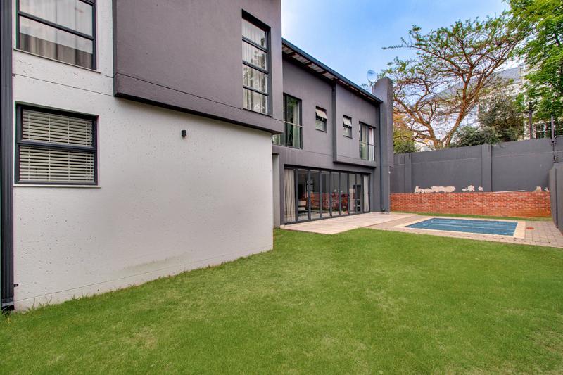 4 Bedroom Property for Sale in Bryanston Gauteng