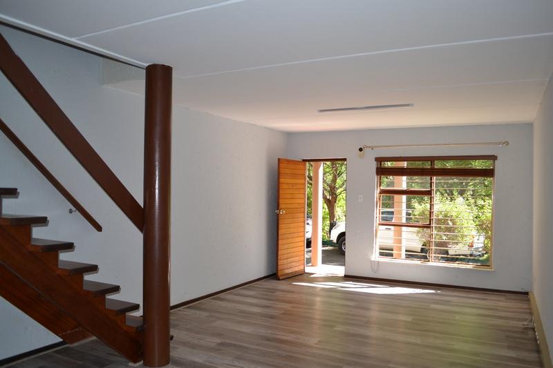 To Let 3 Bedroom Property for Rent in Kenmare Gauteng