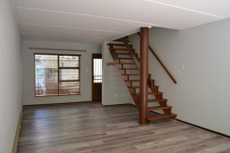 To Let 3 Bedroom Property for Rent in Kenmare Gauteng