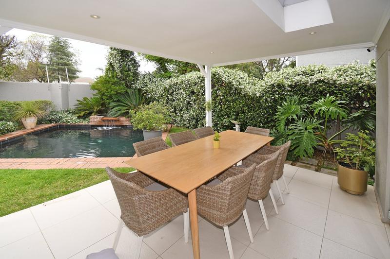 To Let 3 Bedroom Property for Rent in Magaliessig Gauteng