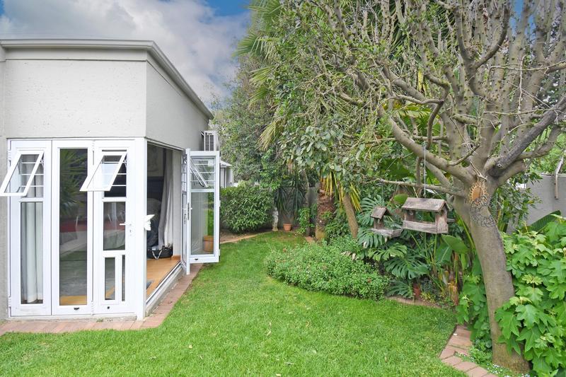To Let 3 Bedroom Property for Rent in Magaliessig Gauteng