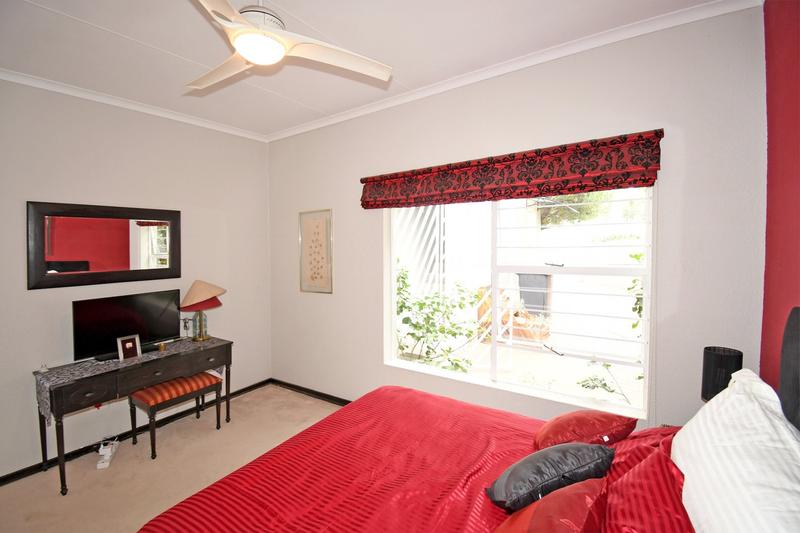To Let 3 Bedroom Property for Rent in Magaliessig Gauteng