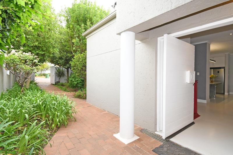 To Let 3 Bedroom Property for Rent in Magaliessig Gauteng