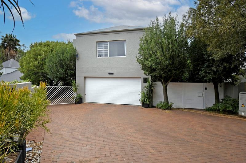 To Let 3 Bedroom Property for Rent in Magaliessig Gauteng