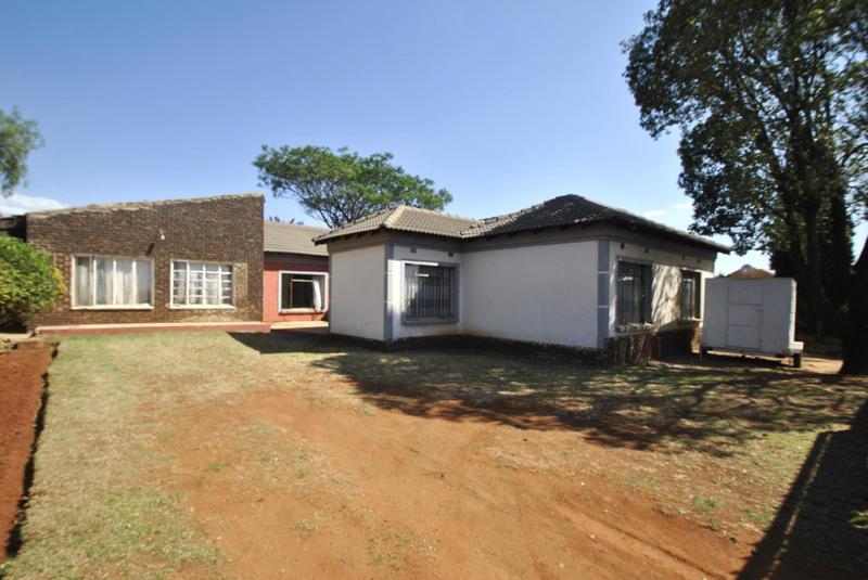 4 Bedroom Property for Sale in Dawn Park Gauteng