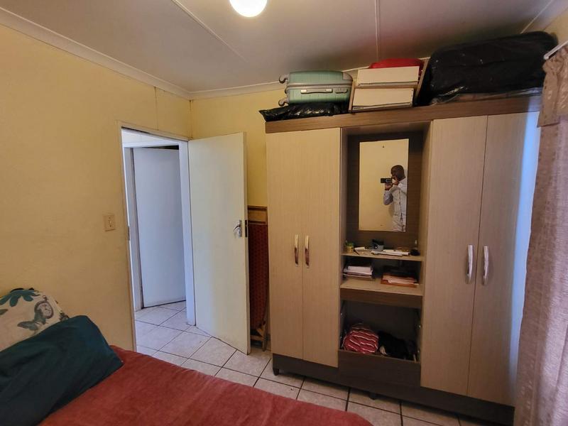2 Bedroom Property for Sale in Mapleton A H Gauteng