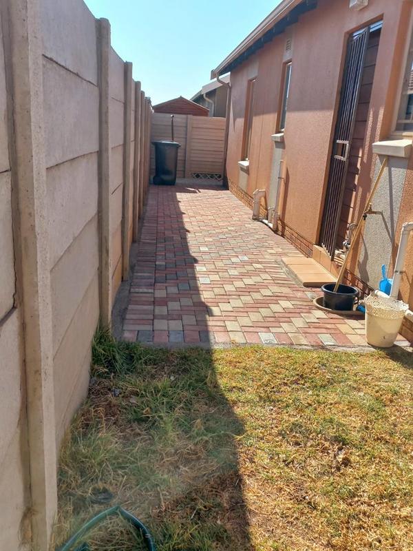 3 Bedroom Property for Sale in Sky City Gauteng
