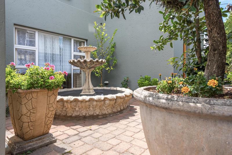 3 Bedroom Property for Sale in Bedfordview Gauteng