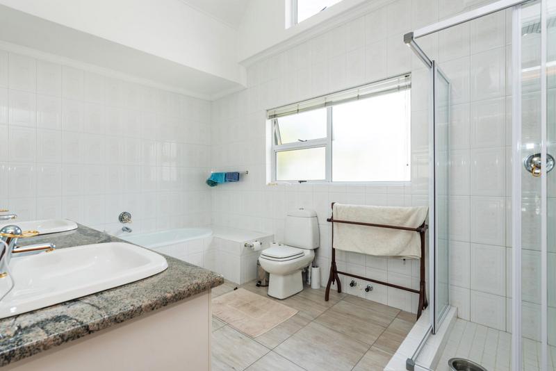 3 Bedroom Property for Sale in Bedfordview Gauteng