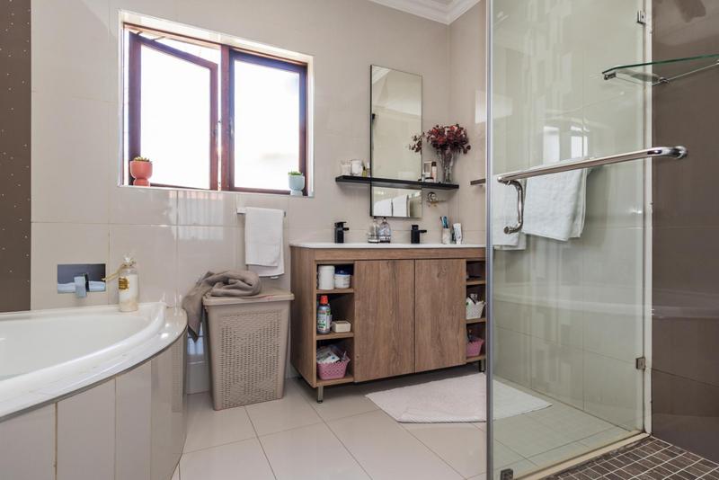 4 Bedroom Property for Sale in Bedfordview Gauteng