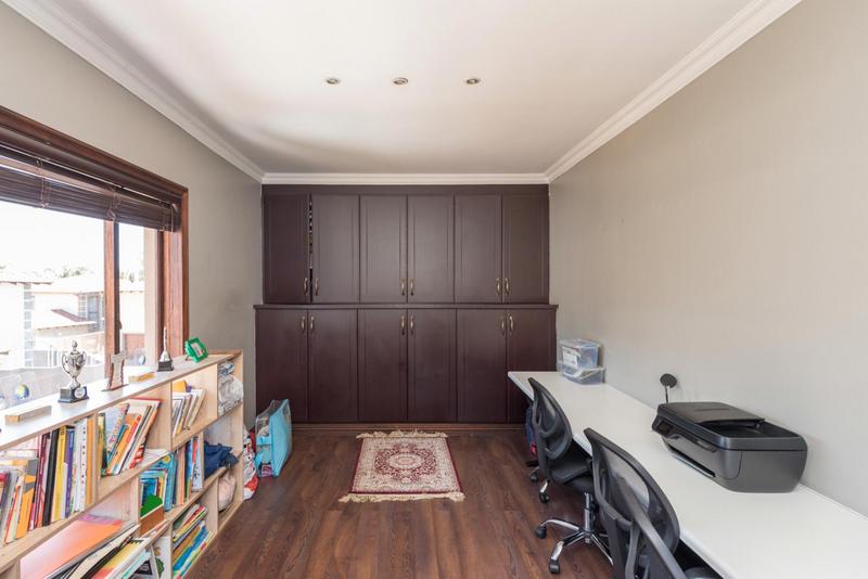 4 Bedroom Property for Sale in Bedfordview Gauteng