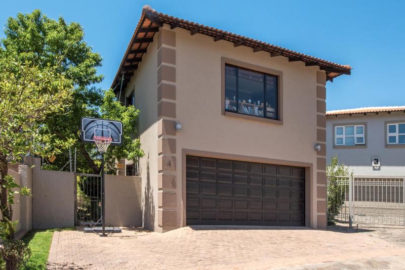 4 Bedroom Property for Sale in Bedfordview Gauteng