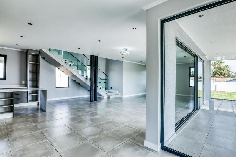 3 Bedroom Property for Sale in Bedfordview Gauteng