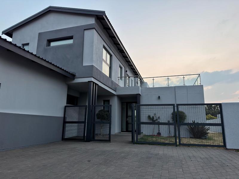 3 Bedroom Property for Sale in Bedfordview Gauteng