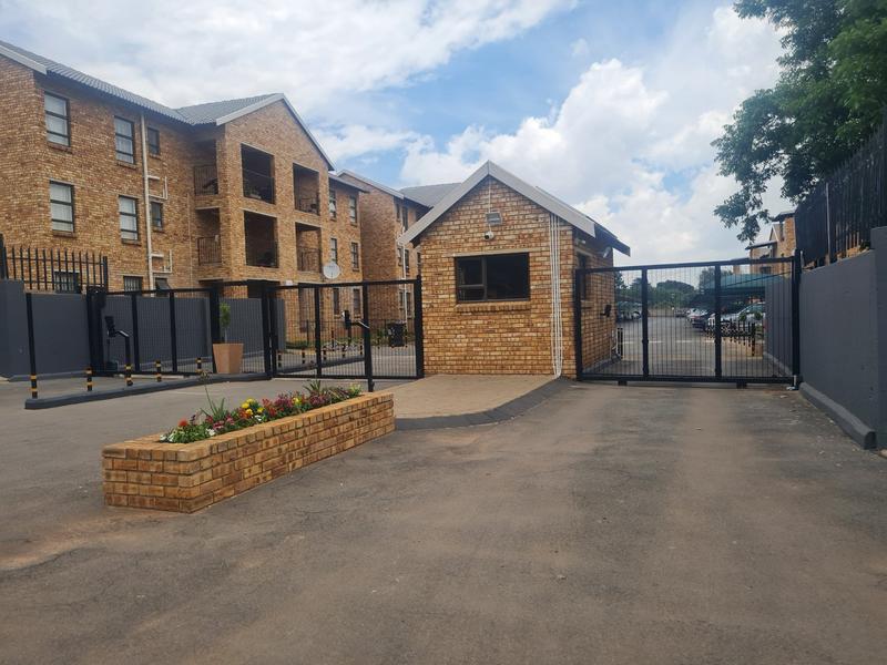 To Let 3 Bedroom Property for Rent in Groblerpark Gauteng