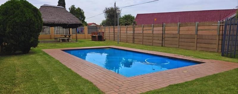 3 Bedroom Property for Sale in Albemarle Gauteng