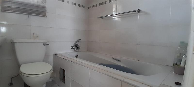 2 Bedroom Property for Sale in Fleurhof Gauteng