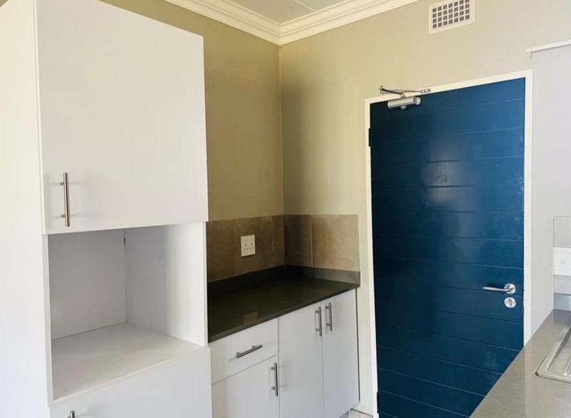 2 Bedroom Property for Sale in Fleurhof Gauteng