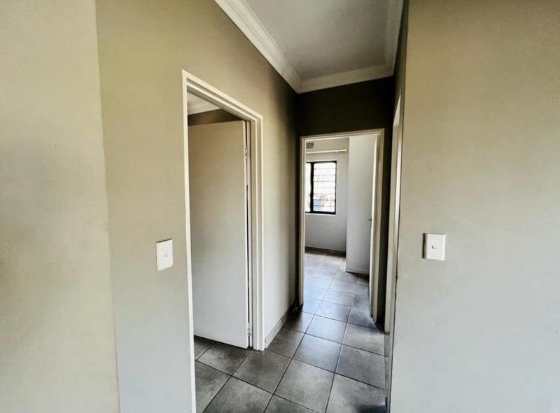 2 Bedroom Property for Sale in Fleurhof Gauteng