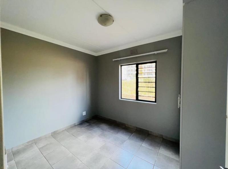 2 Bedroom Property for Sale in Fleurhof Gauteng