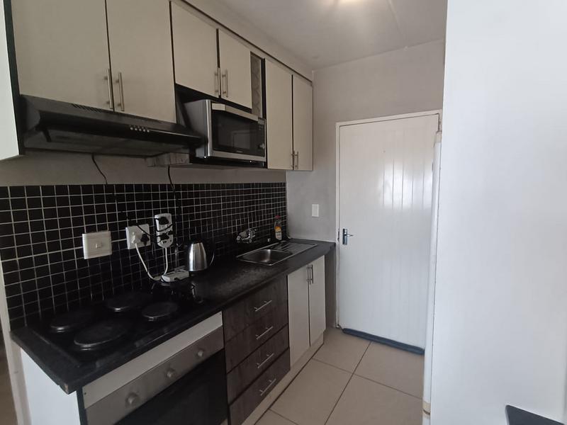 2 Bedroom Property for Sale in Fleurhof Gauteng