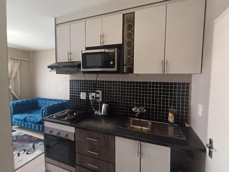 2 Bedroom Property for Sale in Fleurhof Gauteng