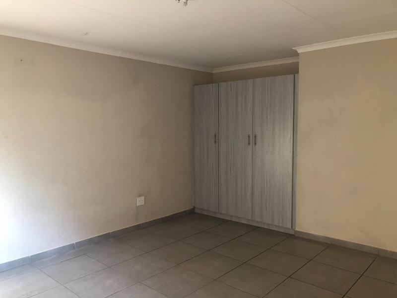 2 Bedroom Property for Sale in Florida Gauteng