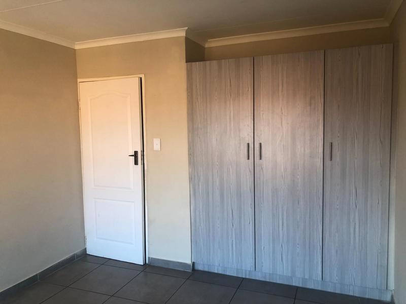 2 Bedroom Property for Sale in Florida Gauteng