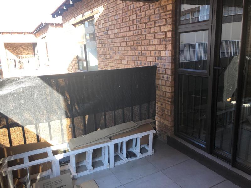 2 Bedroom Property for Sale in Florida Gauteng