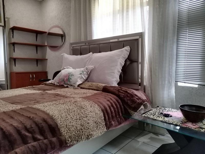 4 Bedroom Property for Sale in Chiawelo Gauteng