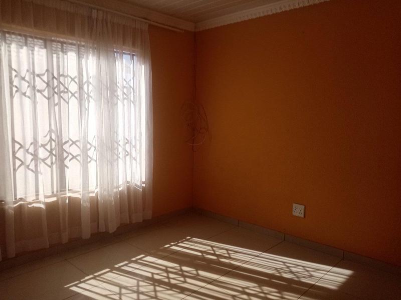 3 Bedroom Property for Sale in Protea Glen Gauteng