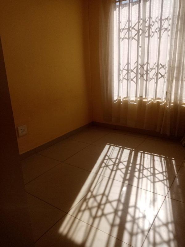 3 Bedroom Property for Sale in Protea Glen Gauteng