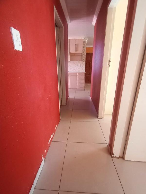 3 Bedroom Property for Sale in Protea Glen Gauteng