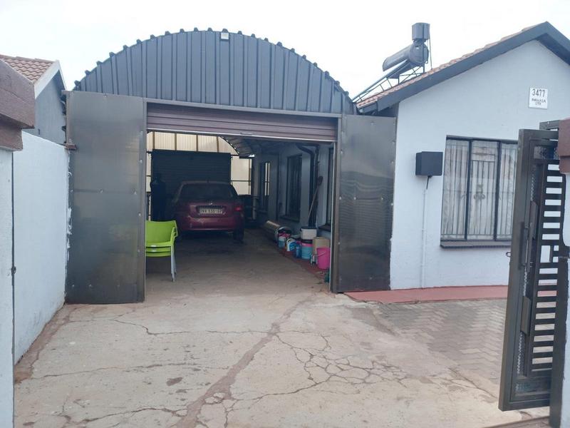 3 Bedroom Property for Sale in Protea Glen Gauteng