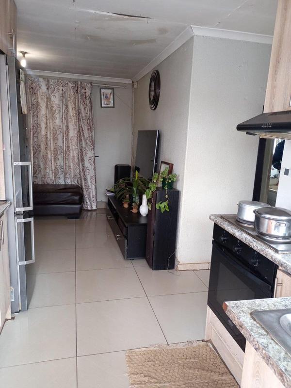 3 Bedroom Property for Sale in Protea Glen Gauteng