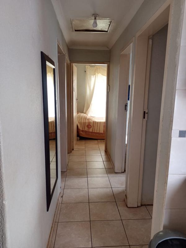 3 Bedroom Property for Sale in Protea Glen Gauteng