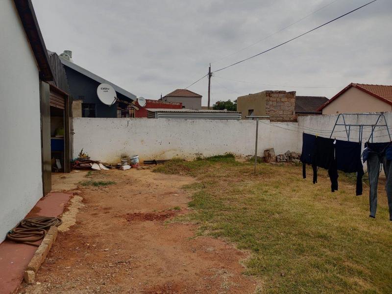 3 Bedroom Property for Sale in Protea Glen Gauteng