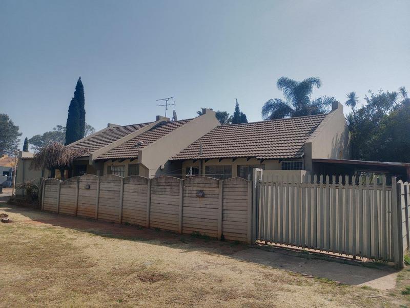 2 Bedroom Property for Sale in Springs Gauteng