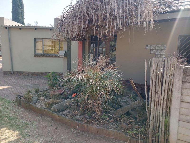 2 Bedroom Property for Sale in Springs Gauteng