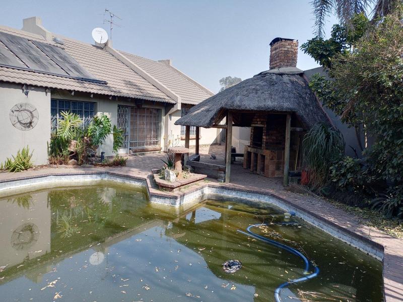 2 Bedroom Property for Sale in Springs Gauteng