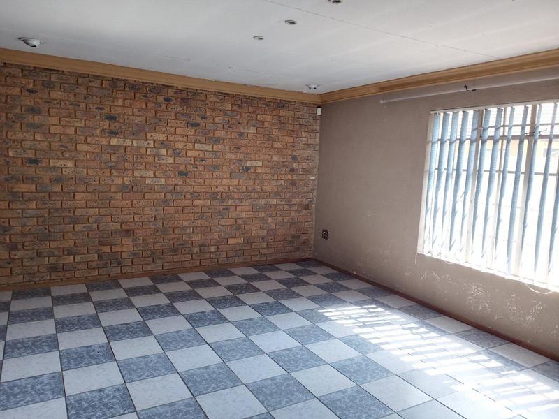 2 Bedroom Property for Sale in Springs Gauteng