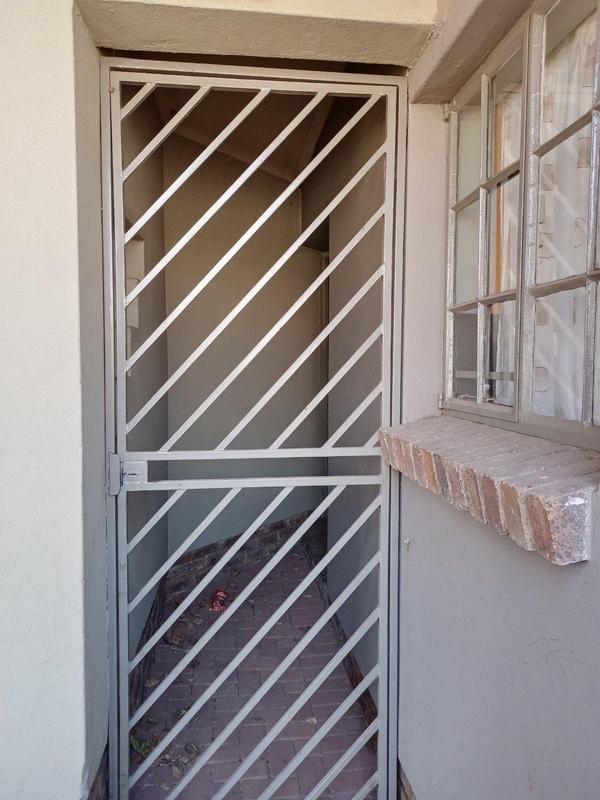 2 Bedroom Property for Sale in Springs Gauteng