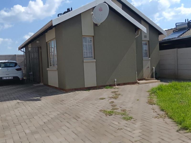 2 Bedroom Property for Sale in Sky City Gauteng