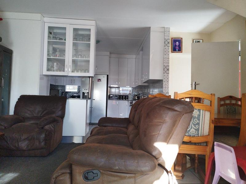 4 Bedroom Property for Sale in Leopard