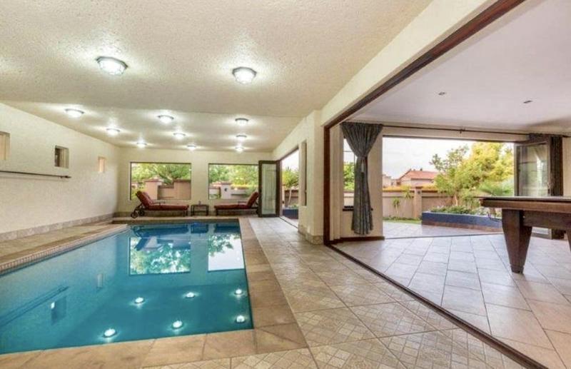 6 Bedroom Property for Sale in Midstream Estate Gauteng