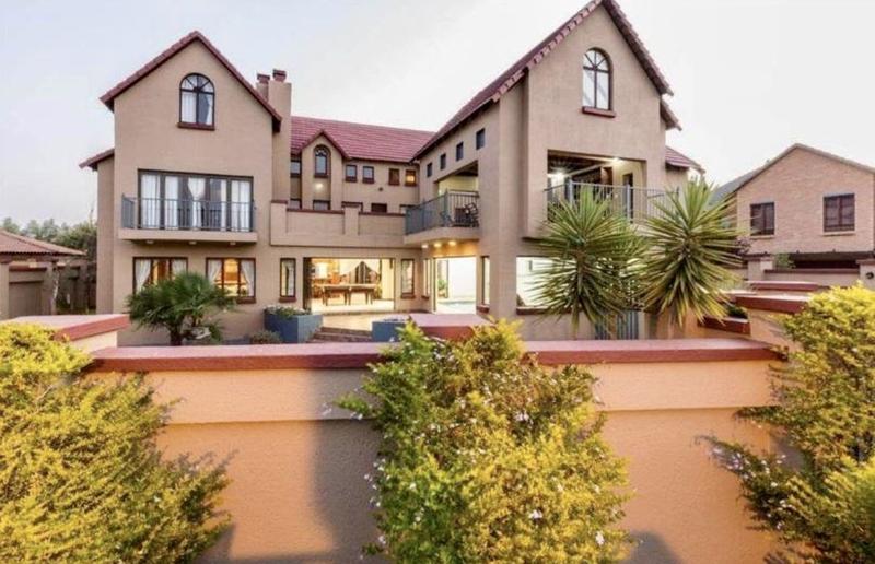 6 Bedroom Property for Sale in Midstream Estate Gauteng