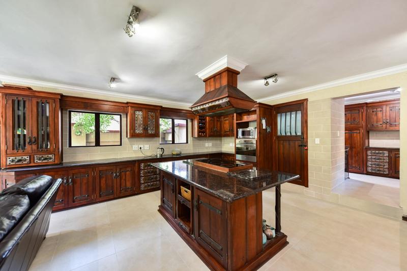6 Bedroom Property for Sale in Midstream Estate Gauteng