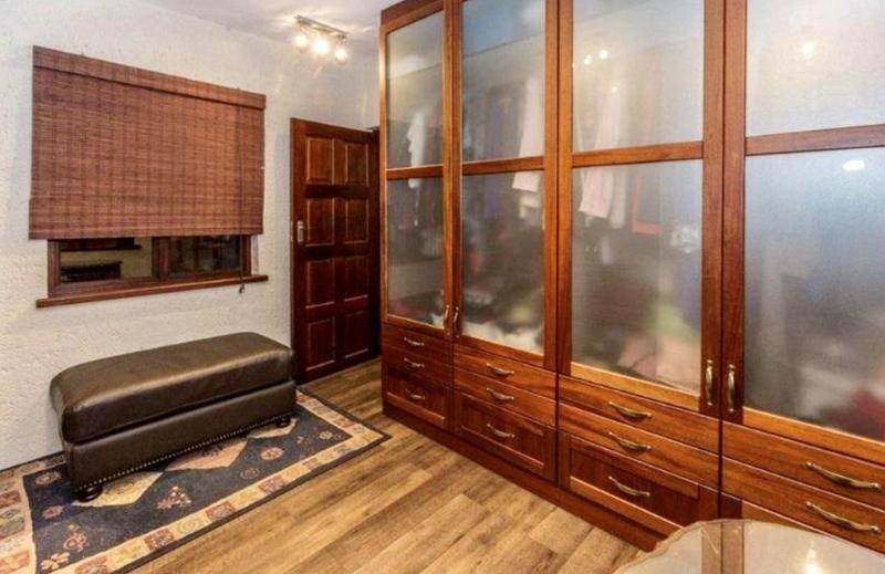 6 Bedroom Property for Sale in Midstream Estate Gauteng