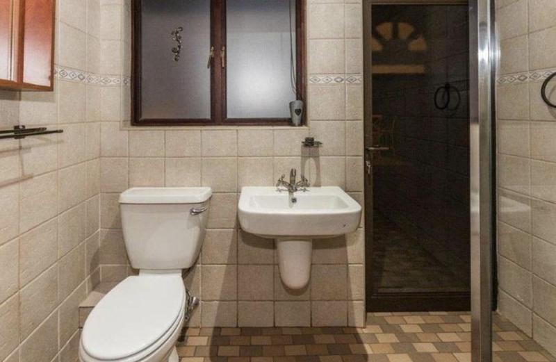 6 Bedroom Property for Sale in Midstream Estate Gauteng