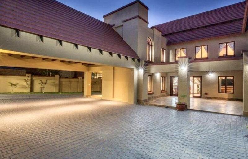 6 Bedroom Property for Sale in Midstream Estate Gauteng